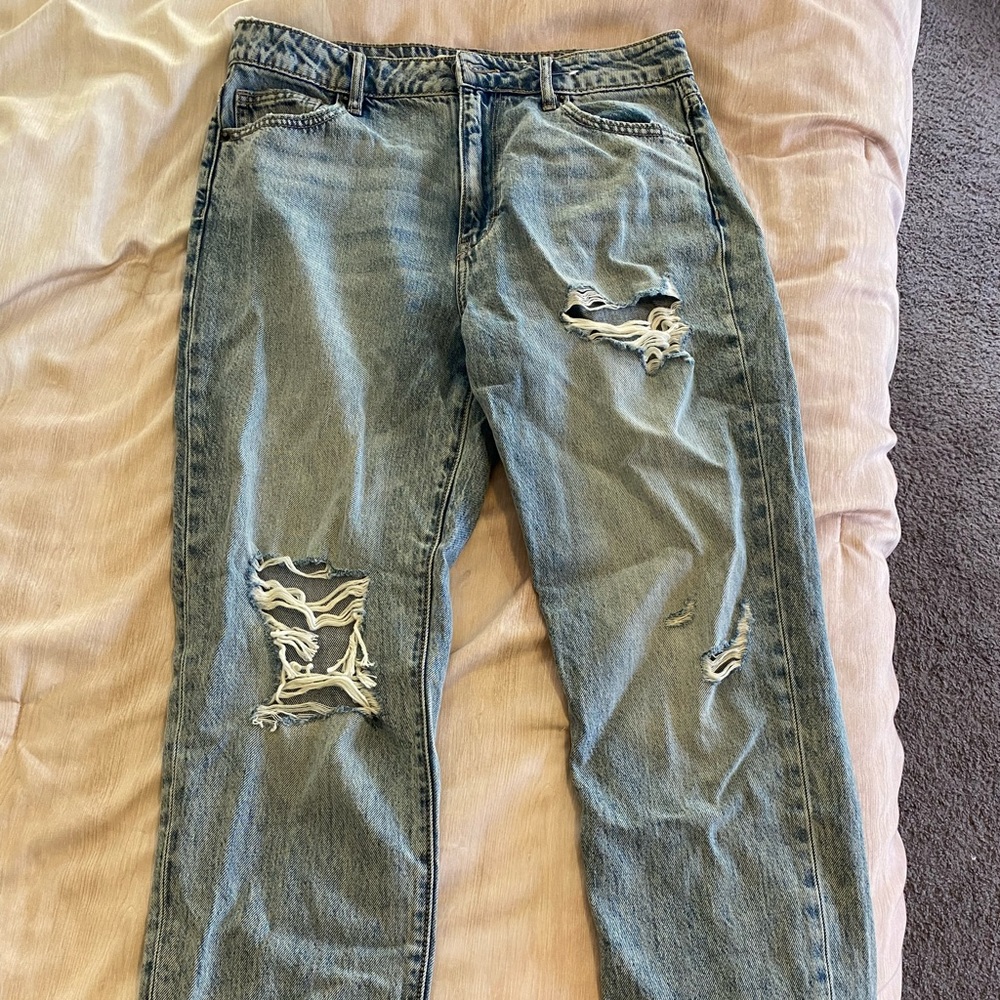 Hidden Ripped Straight Leg Jeans - Picture 2 of 6